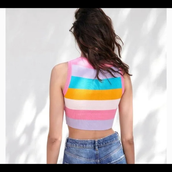 Zara top/ slightly cropped - Picture 2 of 6